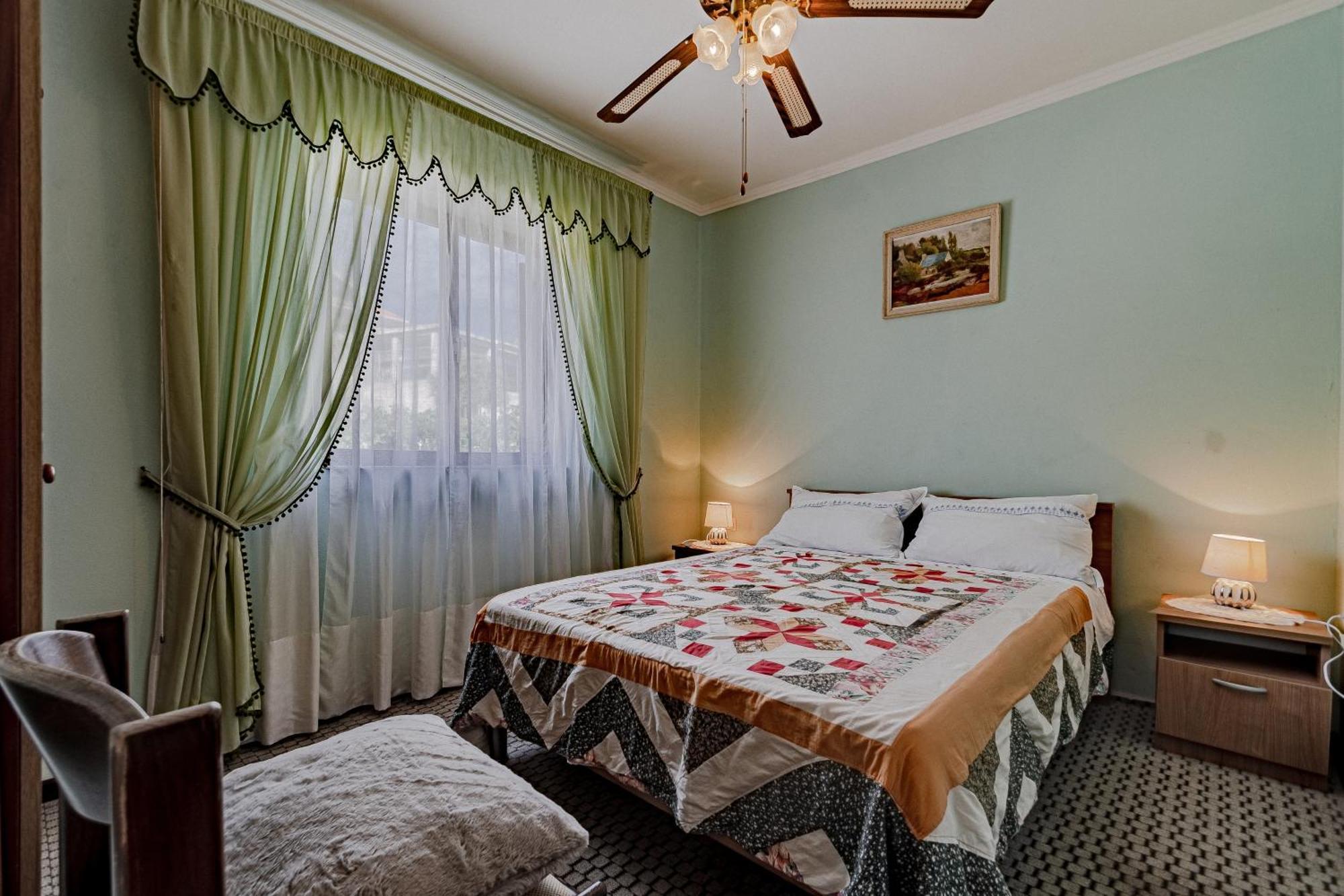 Family Friendly Apartments With A Swimming Pool Zavalatica, Korcula - 183 Экстерьер фото