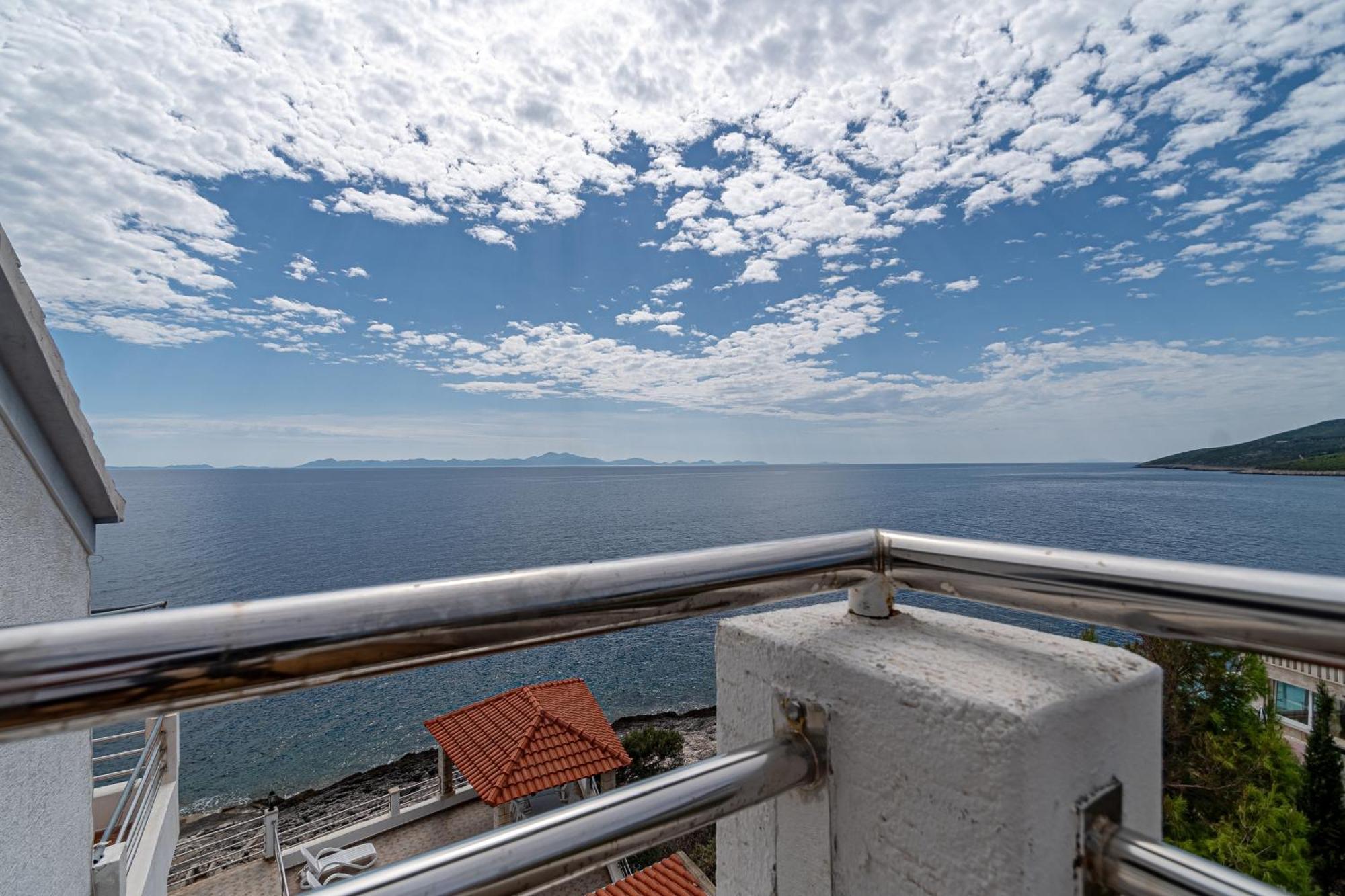 Family Friendly Apartments With A Swimming Pool Zavalatica, Korcula - 183 Экстерьер фото