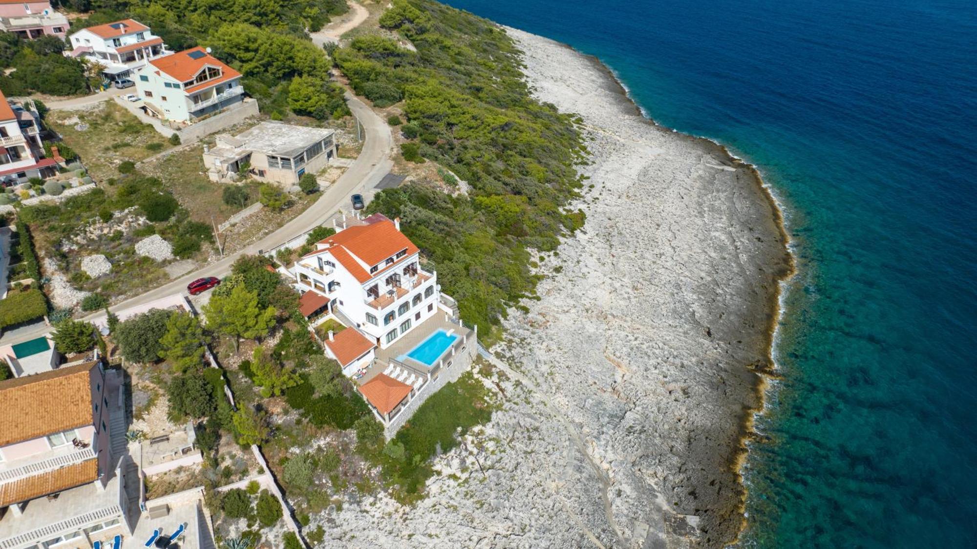 Family Friendly Apartments With A Swimming Pool Zavalatica, Korcula - 183 Экстерьер фото