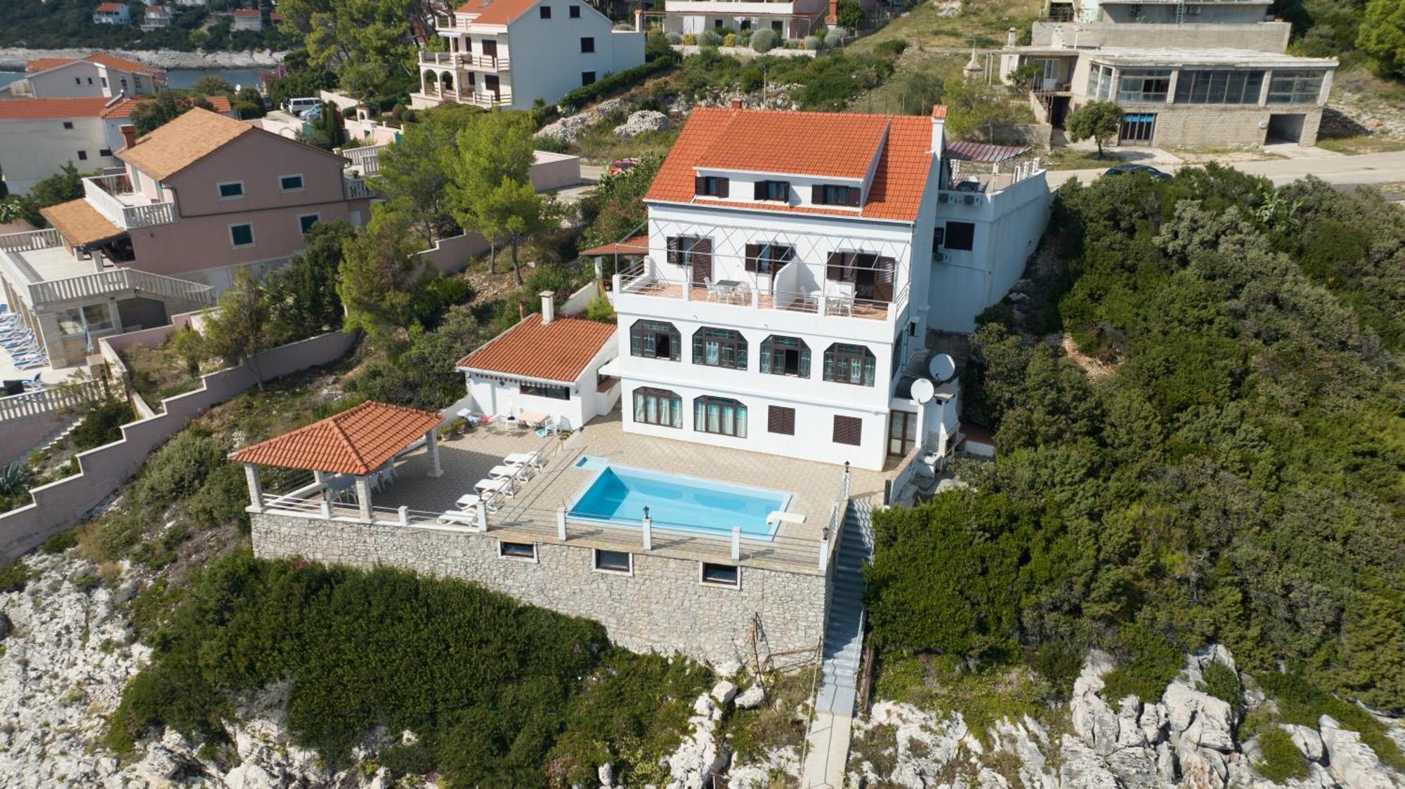 Family Friendly Apartments With A Swimming Pool Zavalatica, Korcula - 183 Экстерьер фото